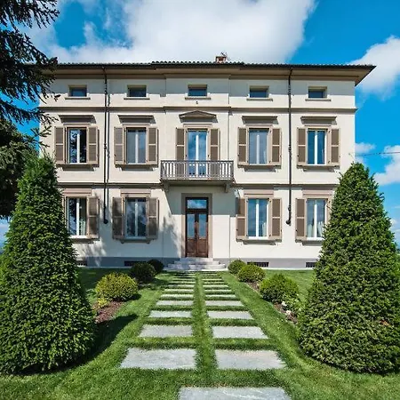 Madonna Di Loreto Sleeps 12 Pool Wifi Costigliole d'Asti